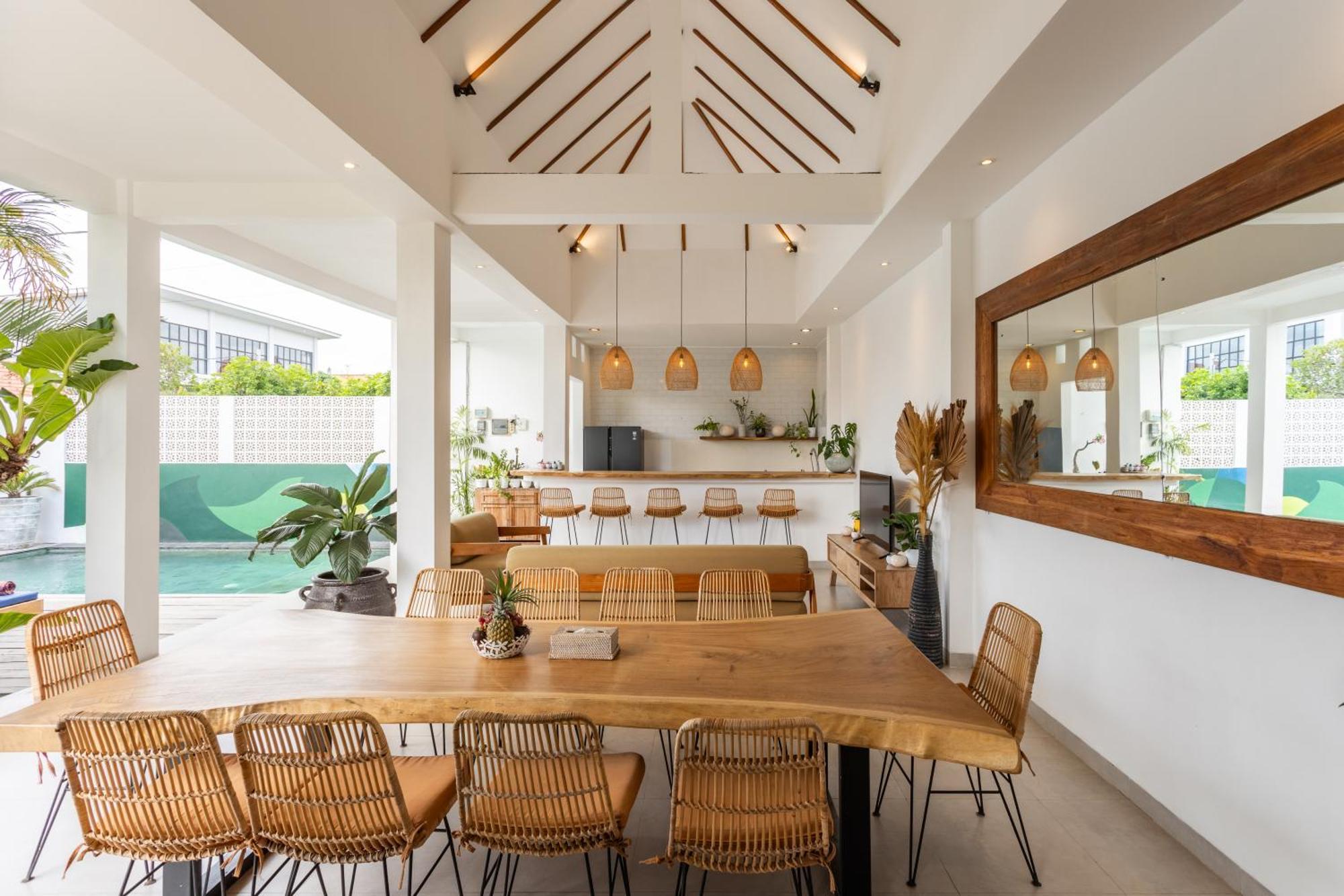 5 Bedroom Entire In Berawa Canggu *